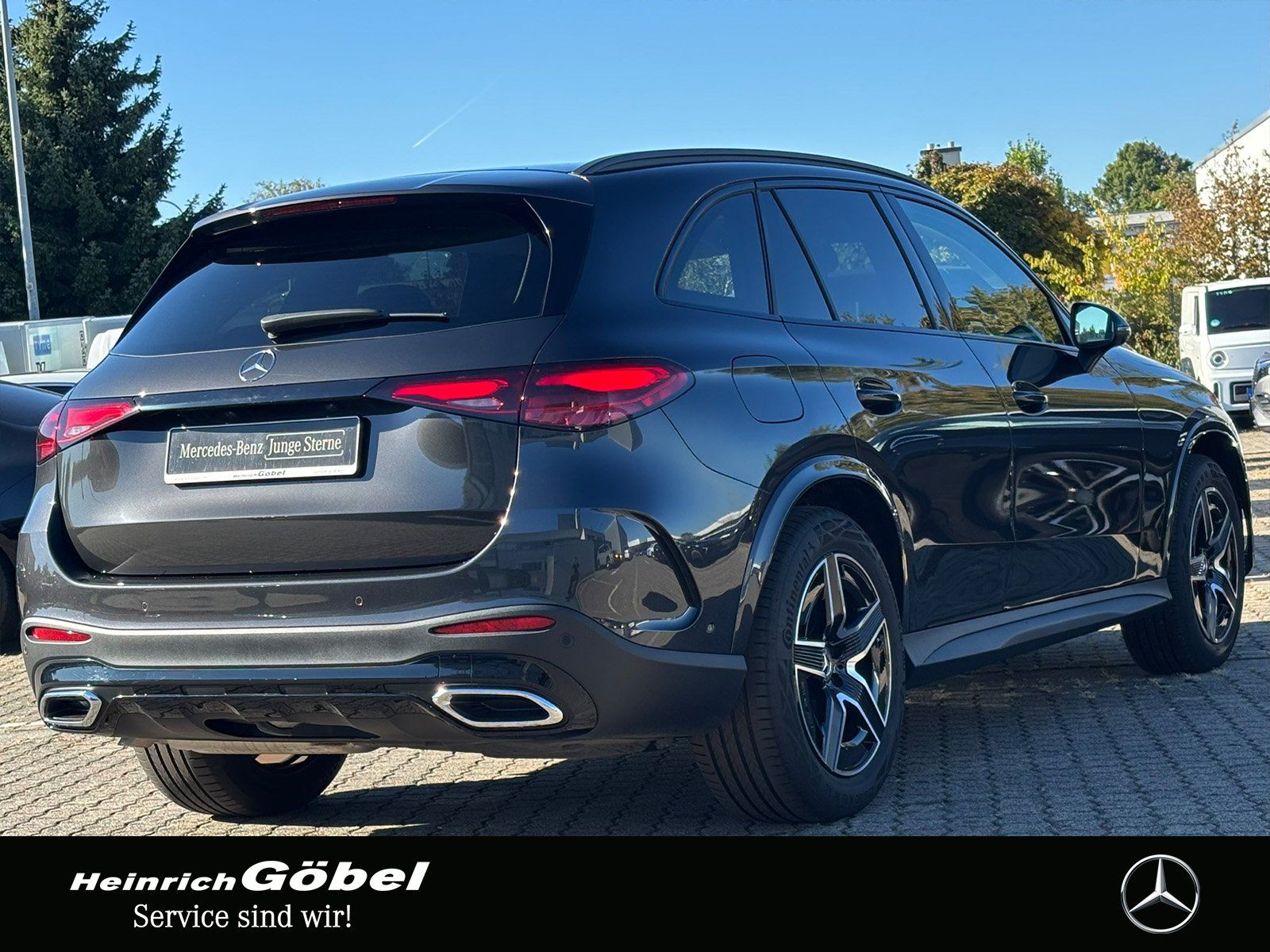 Fahrzeugabbildung Mercedes-Benz GLC 220 d 4M EDITION AMG PANO*STANDHEIZ*AHK*AMBI