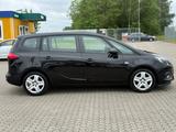 Opel Zafira Tourer - Opel mit Benzin-Antrieb: Kleinbus