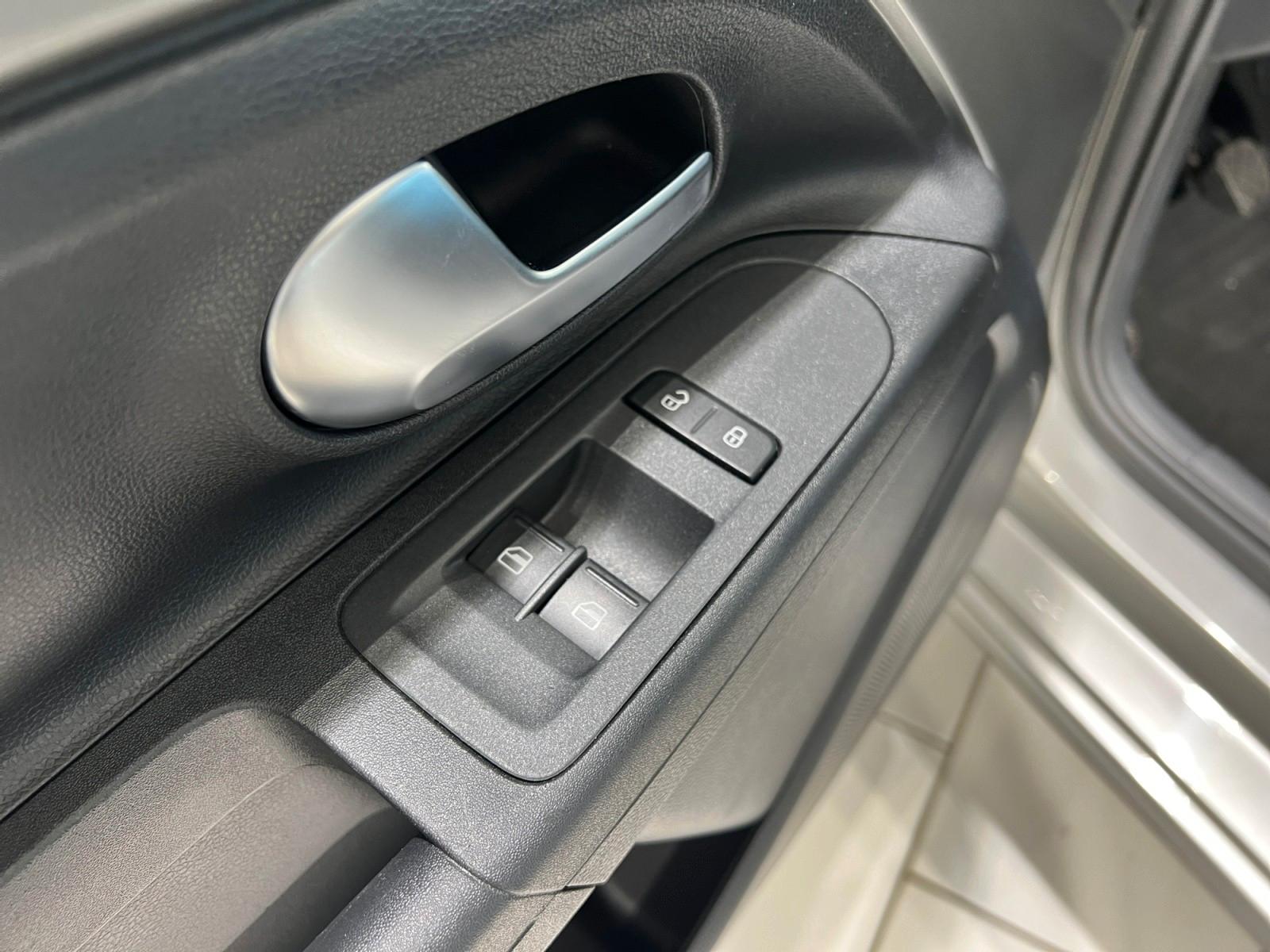 Volkswagen Up 1.0 KLIMA TEMP.PDC KAMERA, миниатюра 16