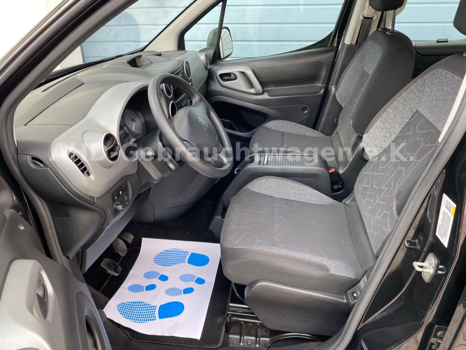 Fahrzeugabbildung Peugeot Partner Tepee 1.6