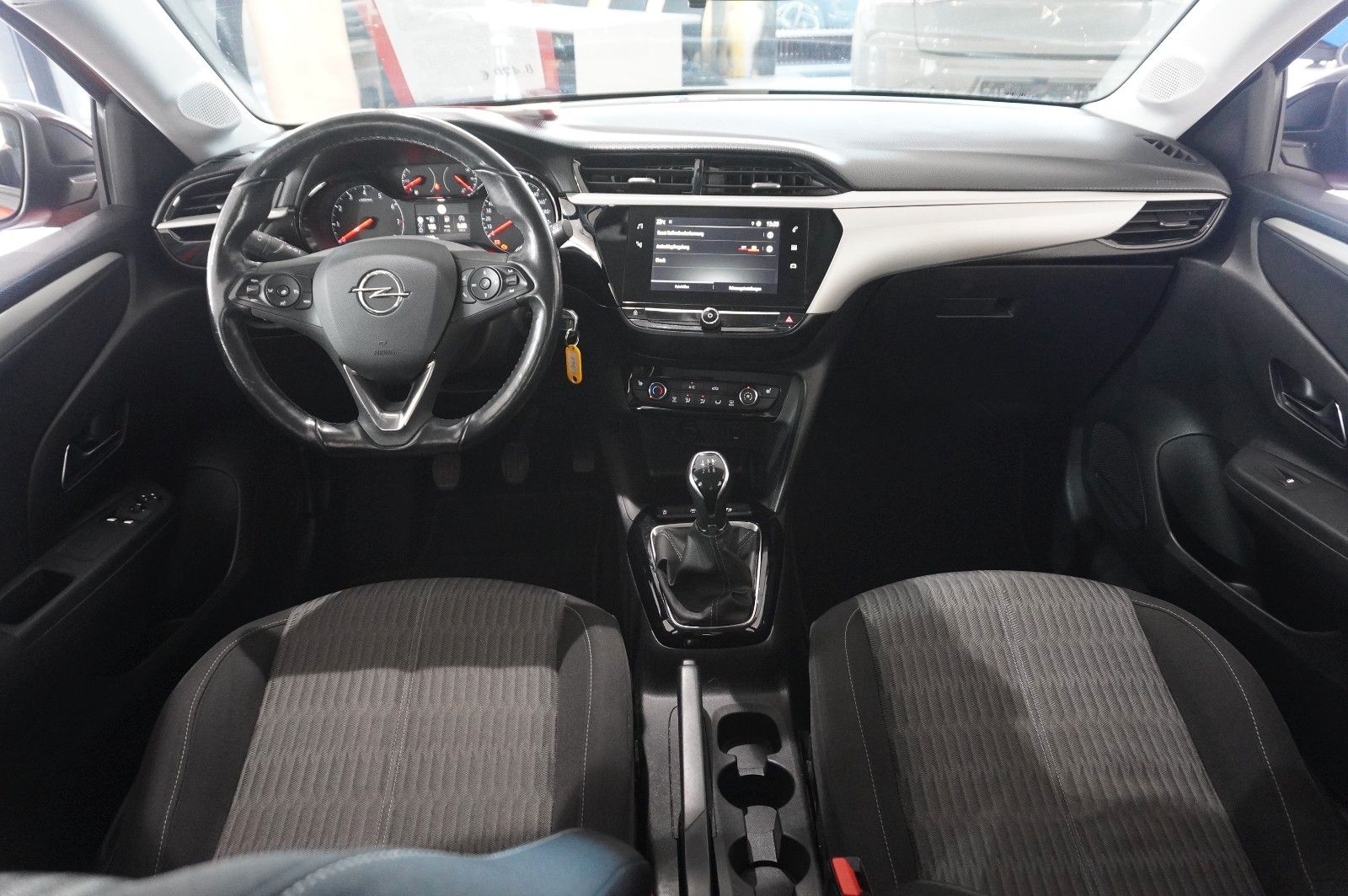 Fahrzeugabbildung Opel Corsa F 1.2 EDITION NAVI/SHZ/SPORT/PDC/TEMP/DAB+