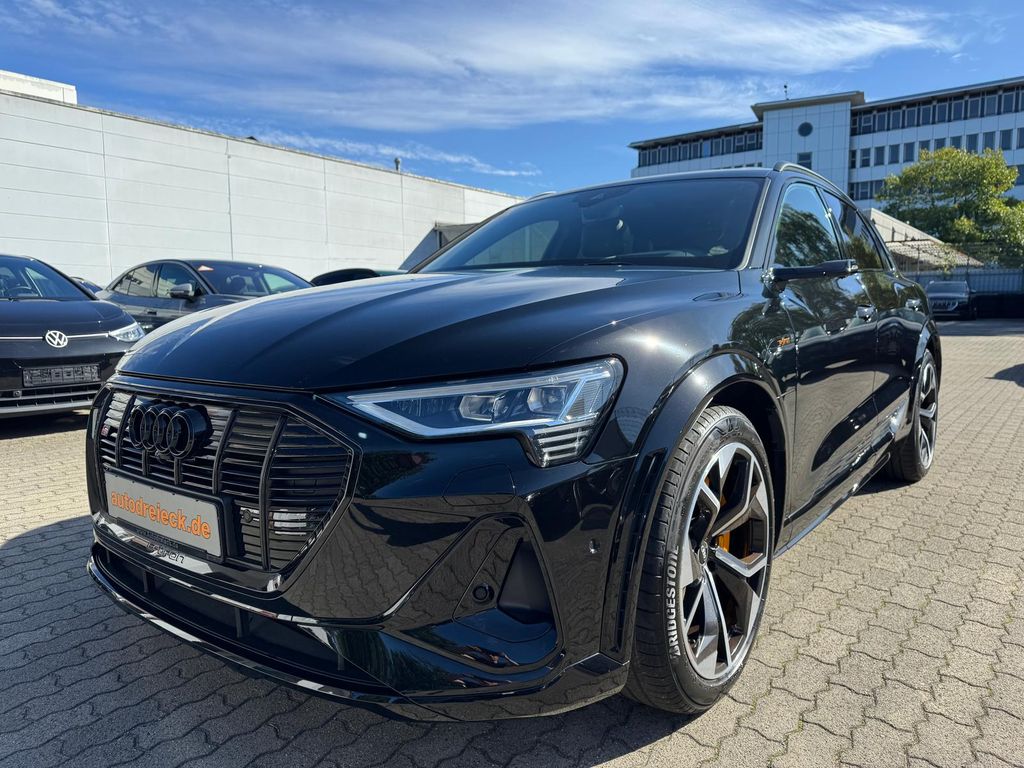 Image of Audi e-tron