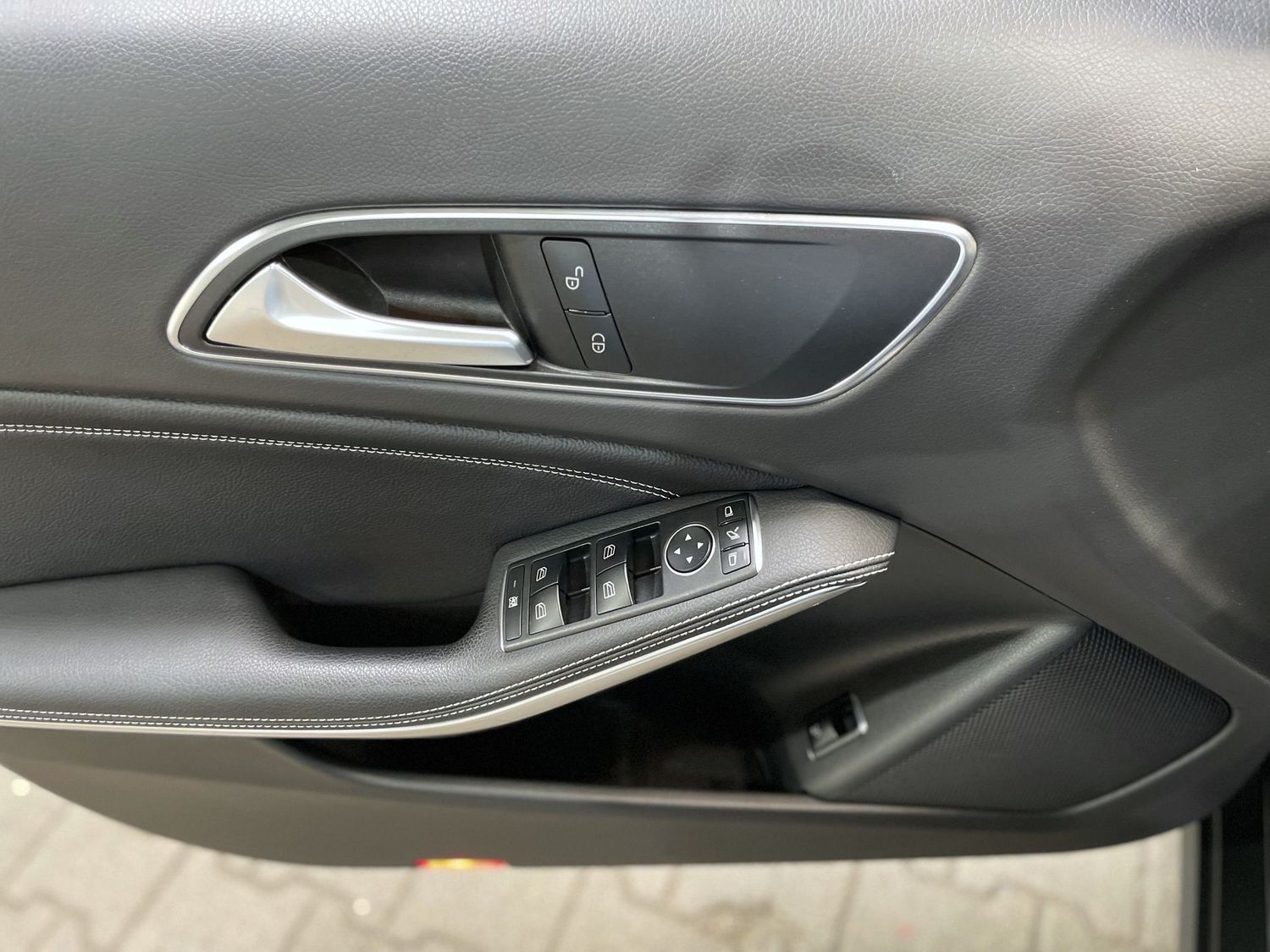 Fahrzeugabbildung Mercedes-Benz GLA 220 CDI 4Matic Off-Road#Sport#LED#Ambiente#K