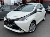 Toyota AYGOx-play touch*KAMERA*TEMPOMAT*KLIMA*APPLECAR - Toyota Aygo (X) in Solingen