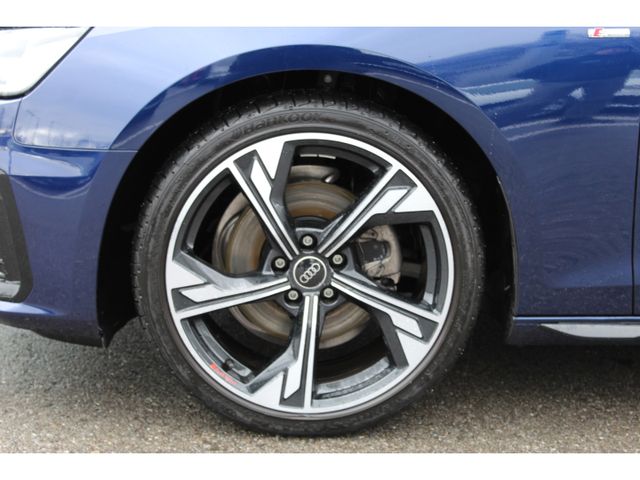 A4 Avant S-Line competition 35TFSI Str.19''Navi*