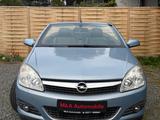 Opel Astra H Twin Top*LEDER*PDC*KLIMA*SHZG*MFL*TEMPO* - Opel Astra mit Diesel-Antrieb: Cabrio