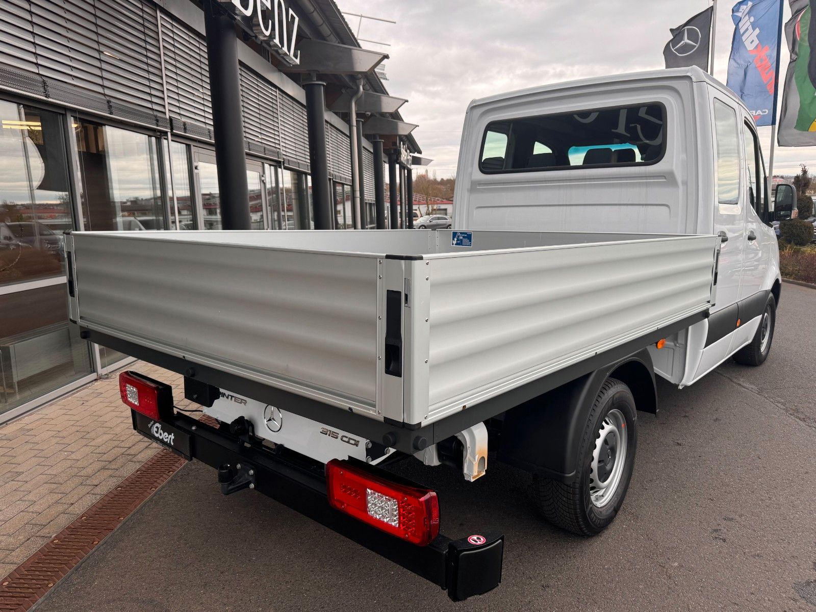 Fahrzeugabbildung Mercedes-Benz Sprinter 315 CDI DoKa 3665 9G Klima Kamera AHK