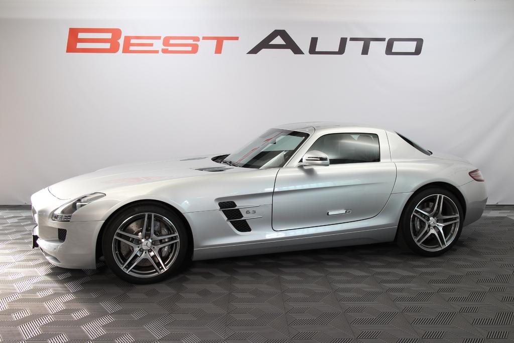 Mercedes-Benz SLS AMG Coupe