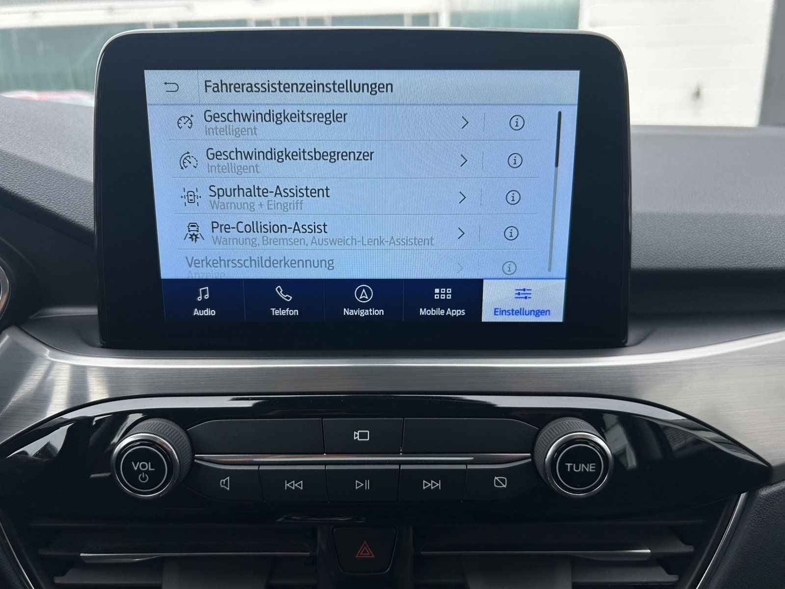 Fahrzeugabbildung Ford Kuga 2.5 PHEV Titanium Aut./ACC/KAMERA/NAVI/SHZ/