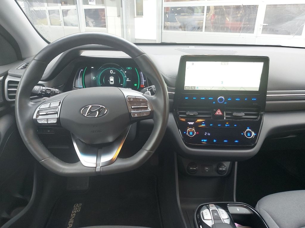 Fahrzeugabbildung Hyundai IONIQ Elektro Style 38 kWh
