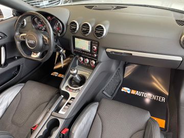 Audi TT Roadster 2.0 TFSI *BI-XENON*NAVI*PDC*LEDER*