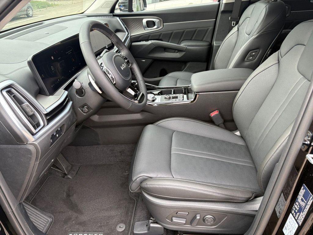 Fahrzeugabbildung Kia SORENTO PE 1.6T PHEV AWD PLUG&RIDE