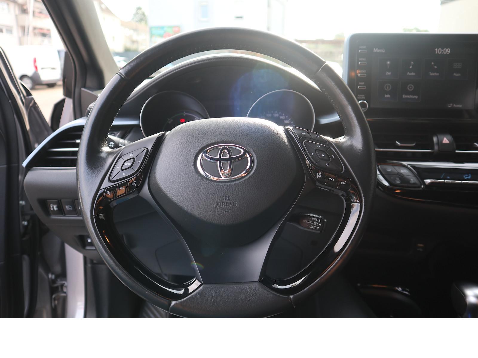 Toyota C-HR Hybrid Team D Totwink/SHZ/Scheckheftgepfleg