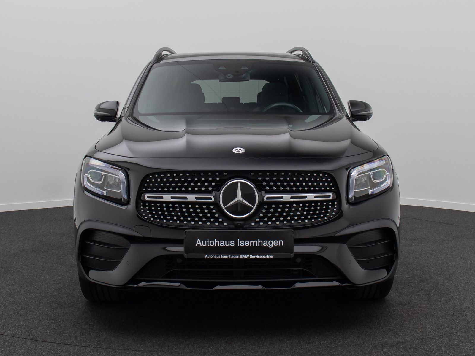 Fahrzeugabbildung Mercedes-Benz GLB 220d AMG Line SoundSys 360&deg;Panorama Standhzg