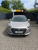 Hyundai i30 1.6 CRDi 81kW Trend Trend - Hyundai i30 mit Diesel-Antrieb: Kleinwagen