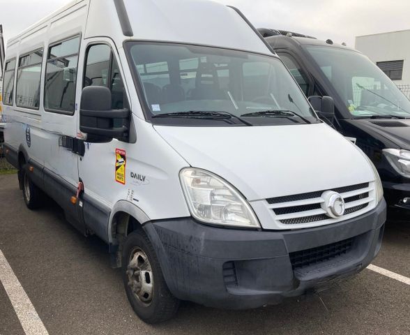 Iveco Daily, 20 Sitze, EURO 4, 2 Stück