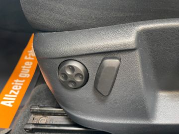 Volkswagen Sharan Cup BMT *NAVI*AHK*TEMPOMAT*KAMERA*USB*BLT