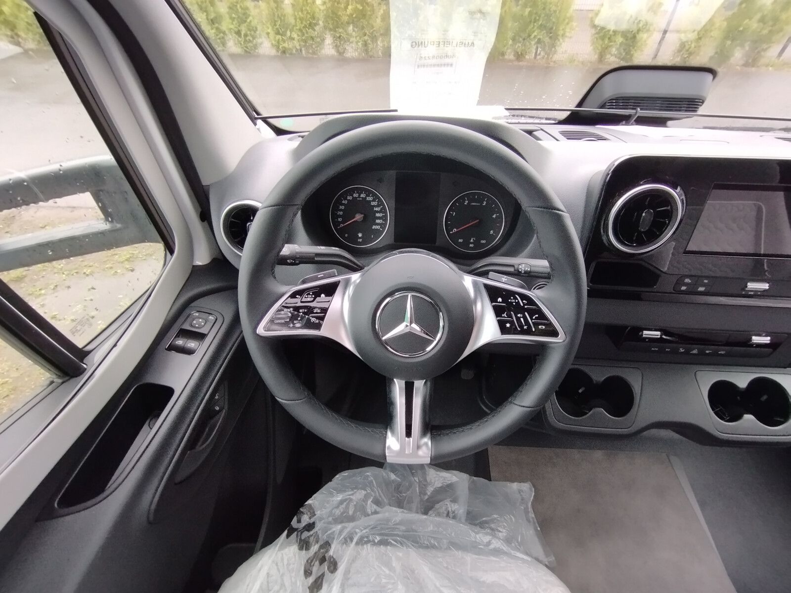 Fahrzeugabbildung Malibu T 490 RB LE comfort Mercedes,Distronic,LED,Autom