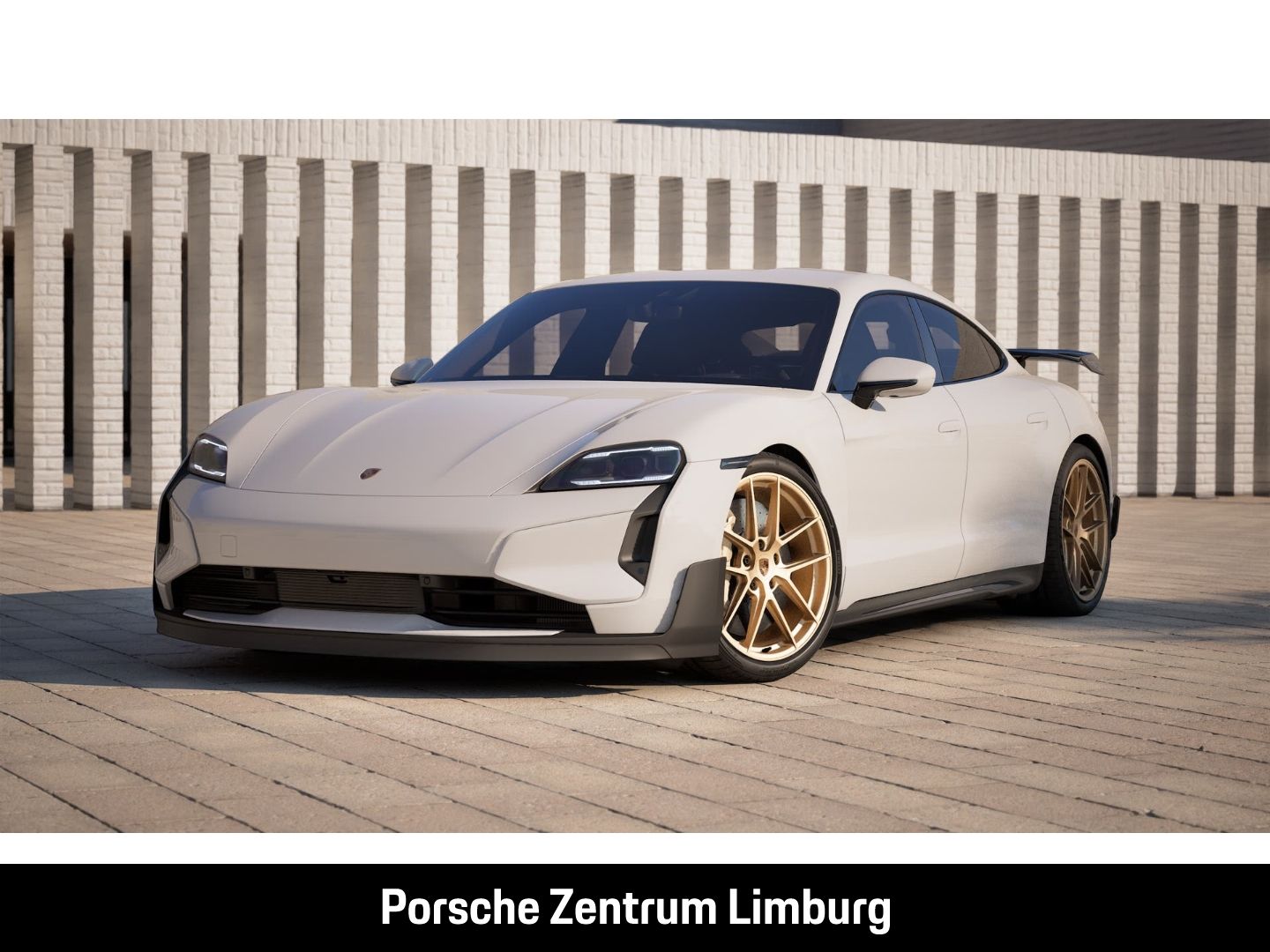Porsche Taycan Turbo GT mit Weissach-Paket Rückfahrkamer