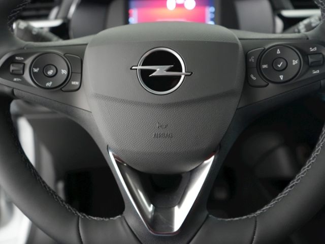 Corsa F FACELIFT GS+LED MATRIX+NAVI+RÜCKFAHRKAME