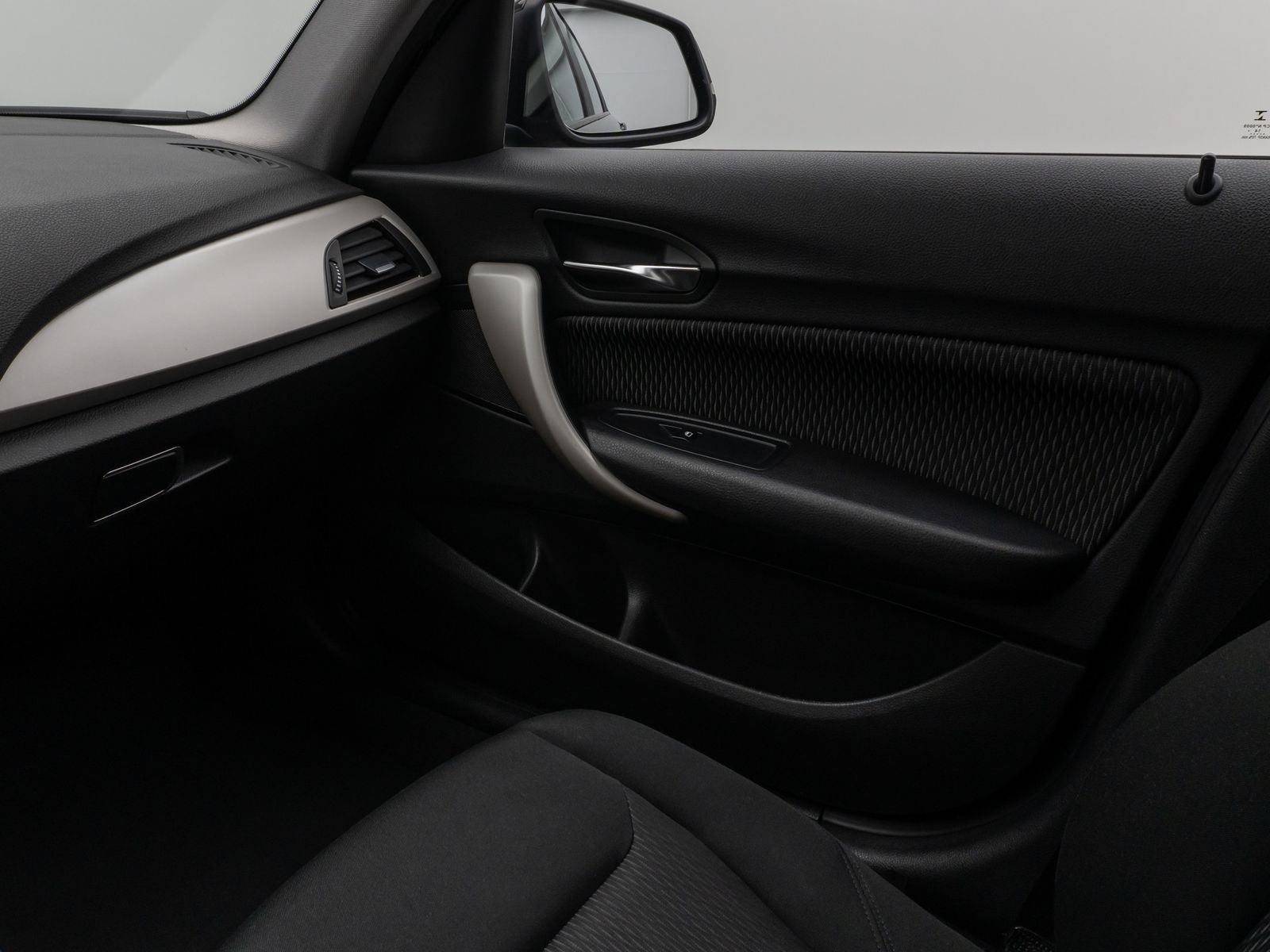 Fahrzeugabbildung BMW 118d Advantage PDChint Sitzhzg Geschwindigkeits