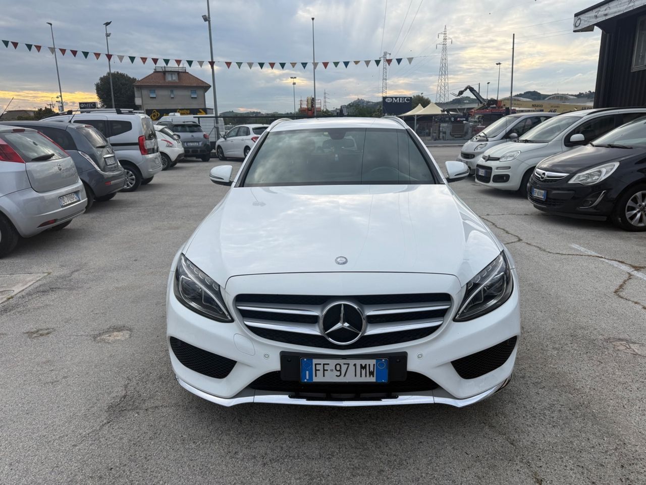 MERCEDES-BENZ C 220
