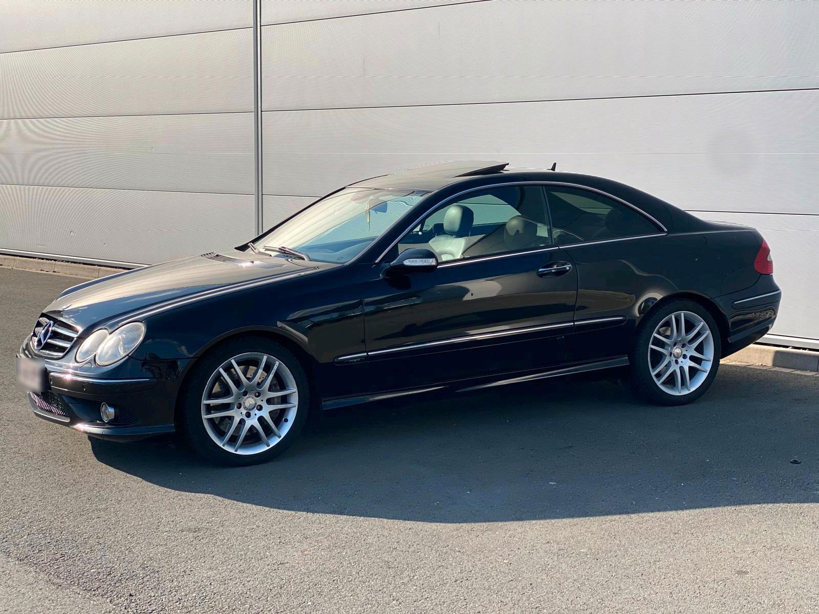 Mercedes-Benz CLK 320