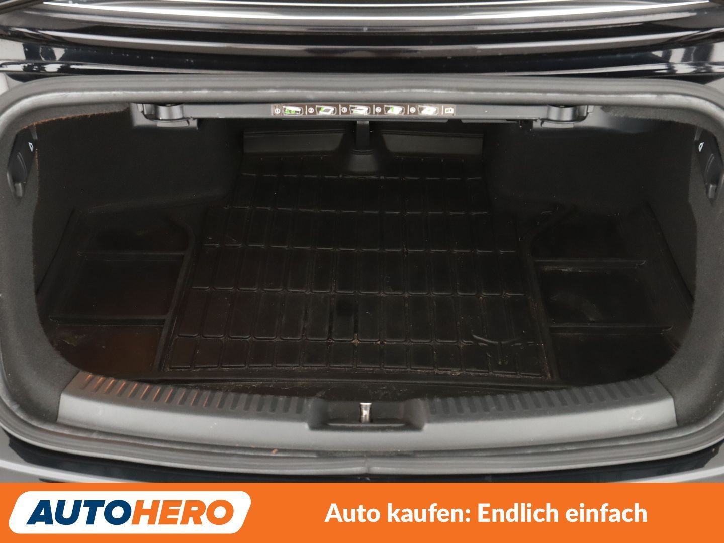 Volkswagen Beetle 1.4 TSI R-Line BMT Aut.*NAV*XENON*TEMPO* foto 18