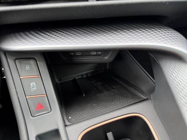 Terramar 1.5 eTSI Pano AHK Sennheiser 20'' HUD