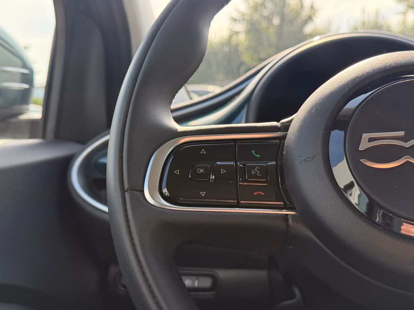 Fiat 500e e Icon *Sitzheizung *Apple Car Play *Tempom