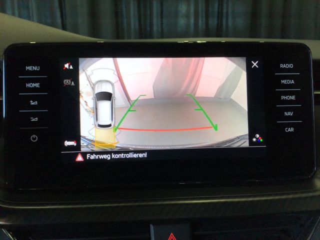 Fahrzeugabbildung Skoda Kamiq Monte Carlo 1.5 TSI DSG/Navi/Pano/RFK/ACC