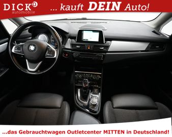 BMW 218 Active Tourer - 11