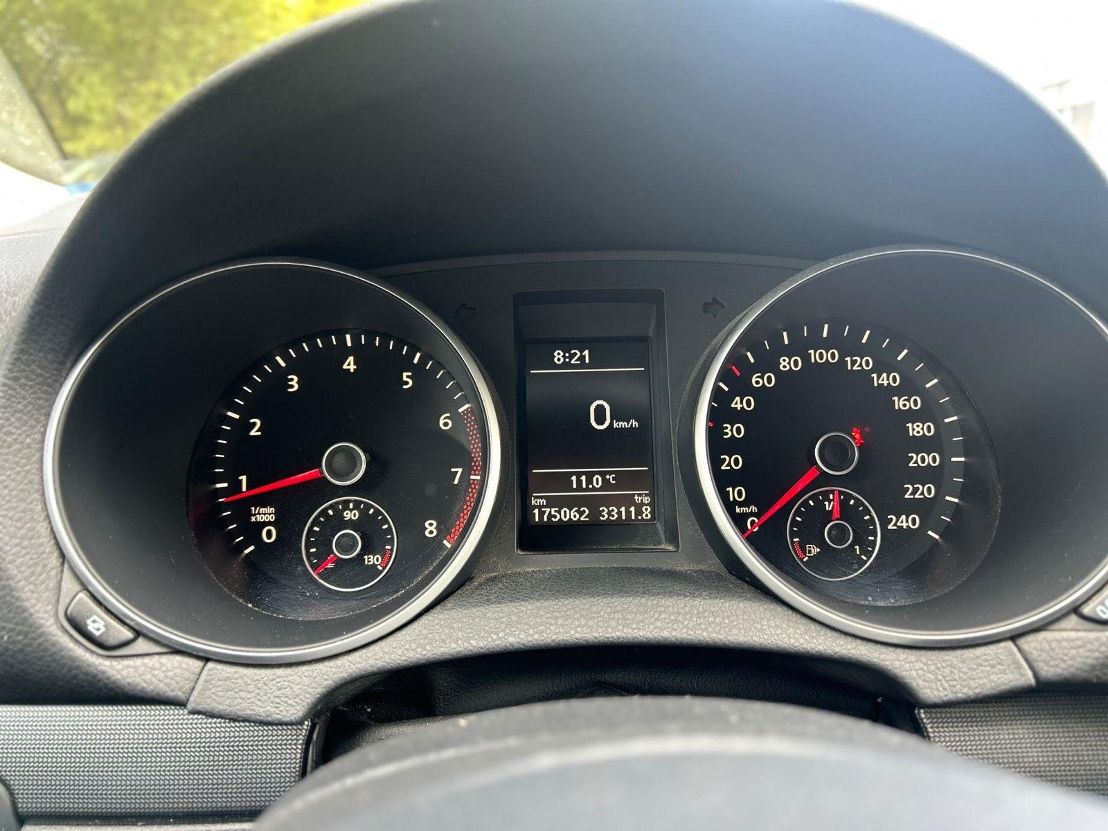 Volkswagen Golf 2011 — photo 15
