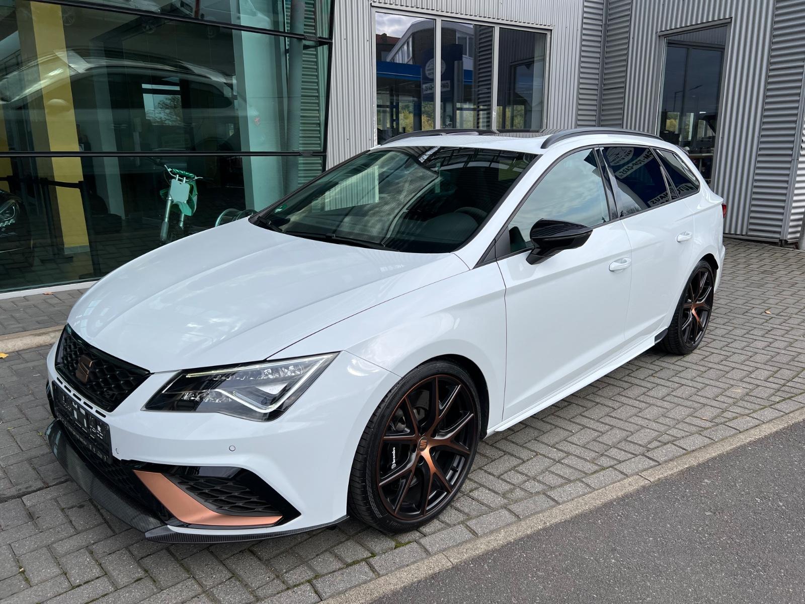 Seat Leon ST Cupra R 300 4Drive Carbon Pano Kamera 19