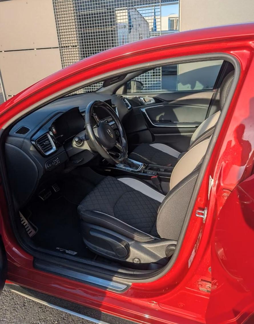 Kia KIA ProCeed CRDi 136PS JBL Navi AHK Garantie