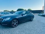 Mercedes-Benz E 350 -Klasse Lim. E 350 CDI  BlueEFFCIENCY - Mercedes-Benz E 350 in Bonn