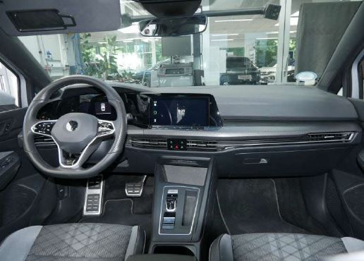 Golf VIII Variant R-Line eTSI DSG AHK Standhzg. 
