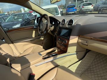 Mercedes GL 450 - 12