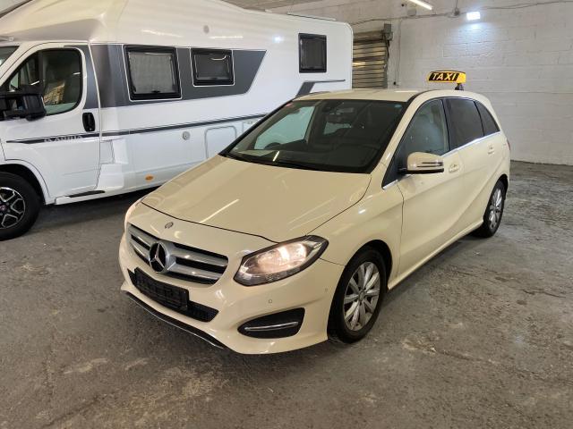 Mercedes-Benz B 180 *TAXI* *LEDER* *KAMERA* *HU NEU*