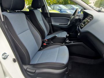 Hyundai i20 1.2 Select (75PS)