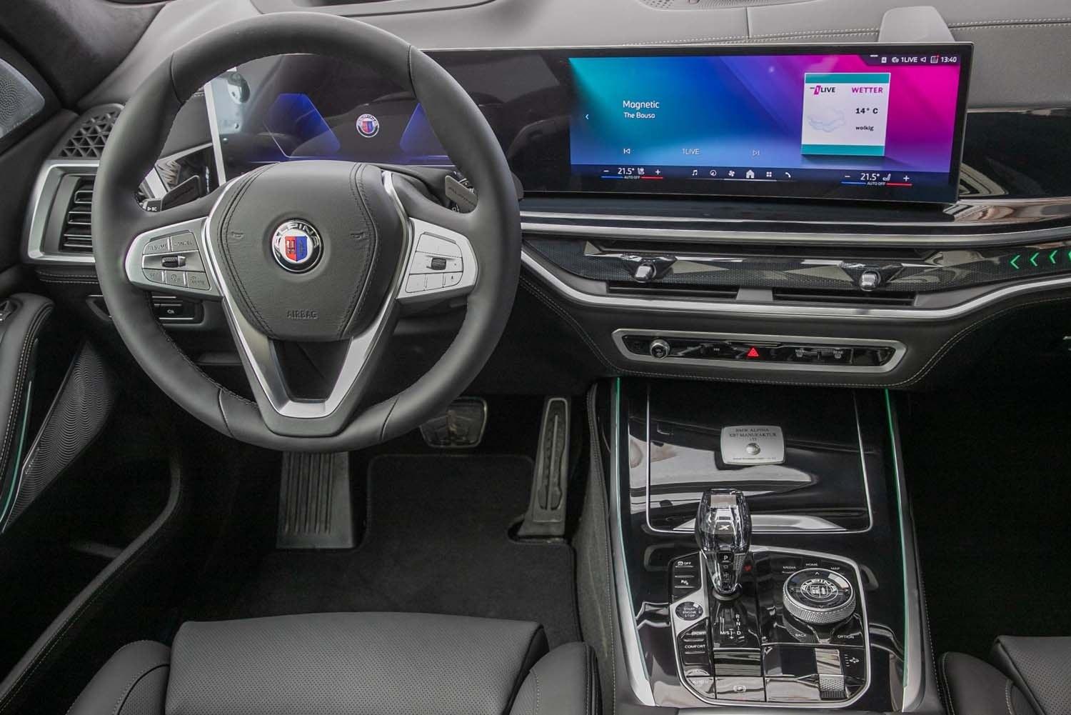 ALPINA XB7 Allrad HUD AHK Pano B&W