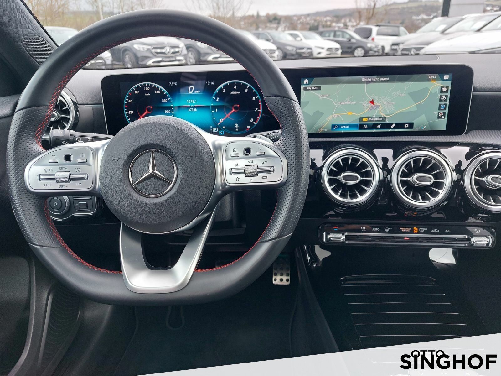 Fahrzeugabbildung Mercedes-Benz A 250 4matic AMG Pano+Night+LED+Rü Kam+Ambiente+