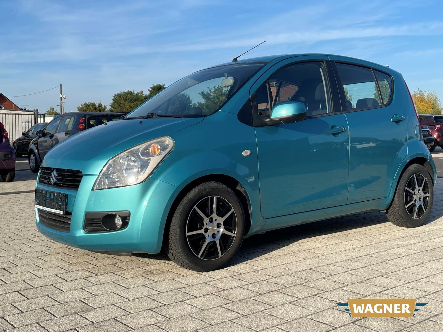 Fahrzeugabbildung Suzuki Splash Club Automatik Sitzheizung Klimaanlage