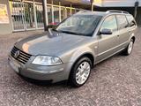 Volkswagen Passat 1.9 TDI Variant Highline... - Volkswagen Passat aus 2001: TDI