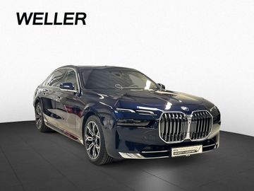BMW 740 - 4