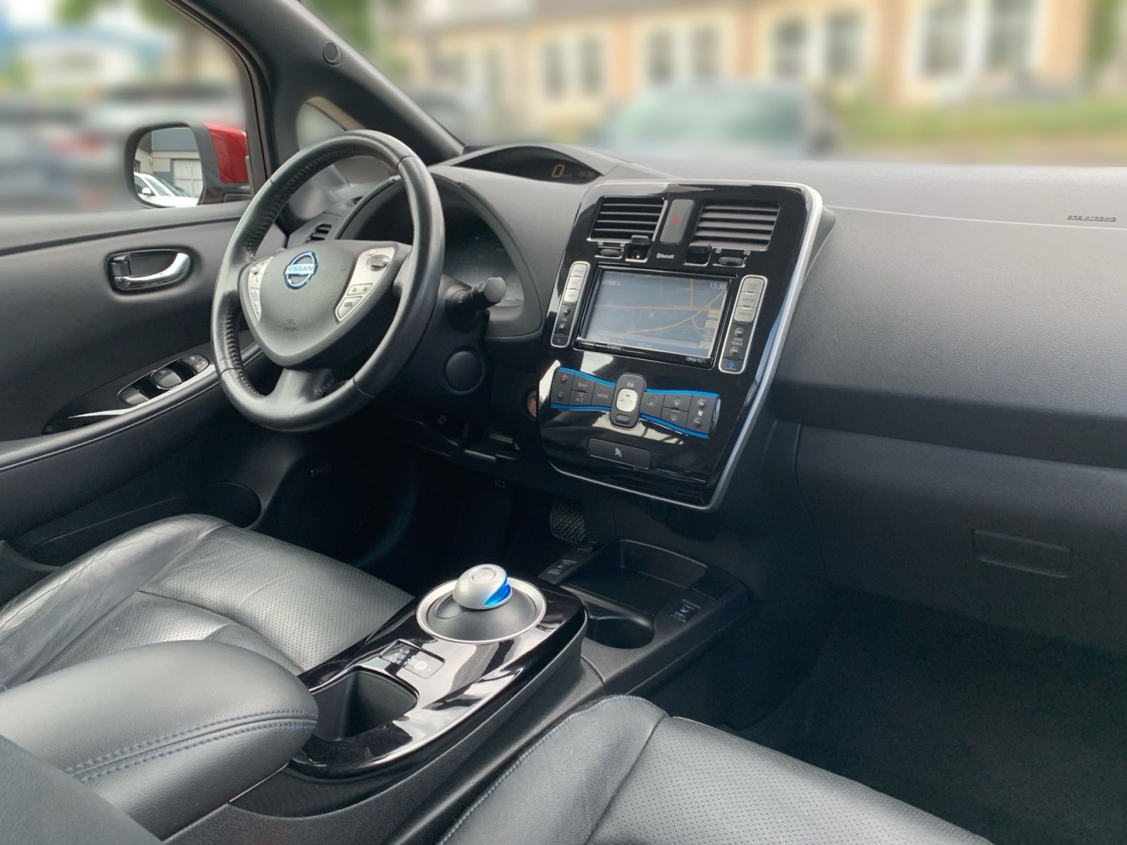 Fahrzeugabbildung Nissan Leaf Tekna Navi Leder EXPORT