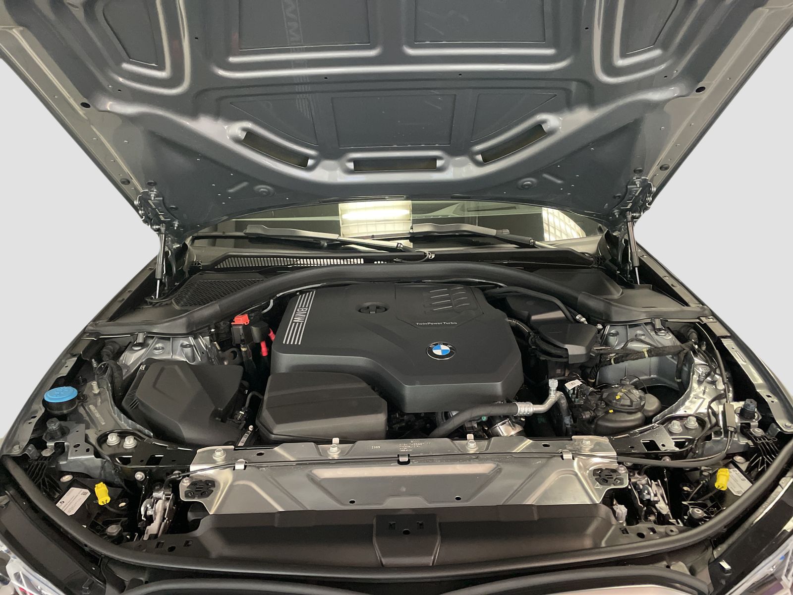 BMW 320 - Bild 15