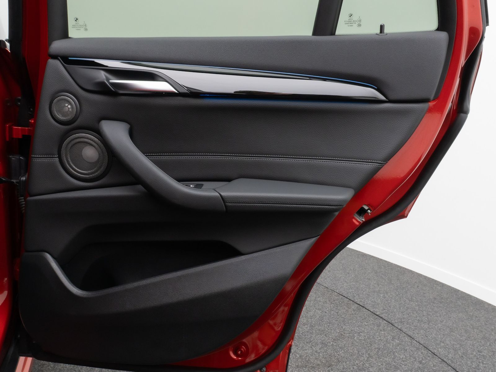 Fahrzeugabbildung BMW X1 xD25e Sport Line H/K Memory ParkAss DAB Leder