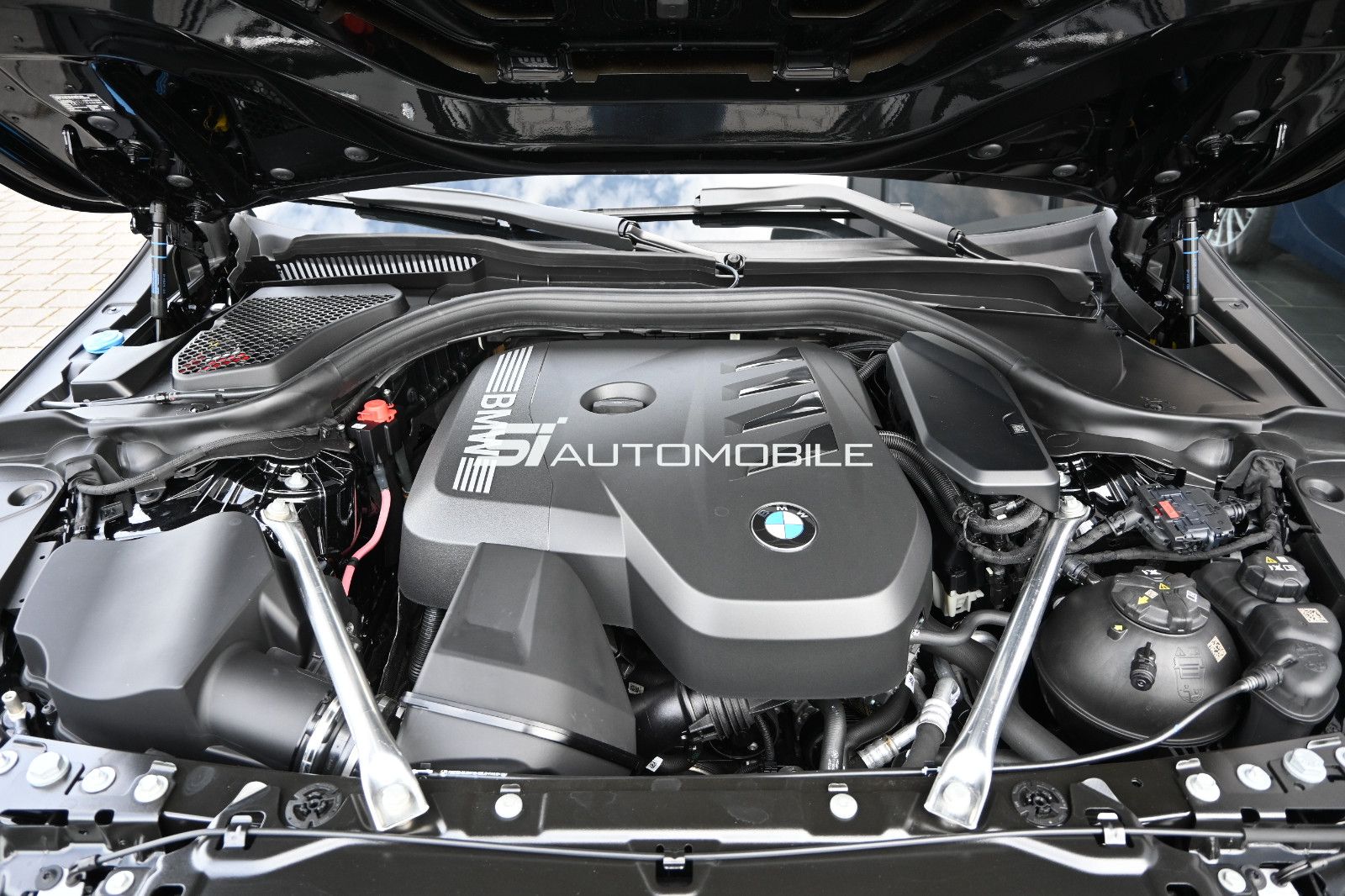 Fahrzeugabbildung BMW 520i Aut. °KOMFORTSITZE+BELÜFTUNG°STANDHEIZUNG°
