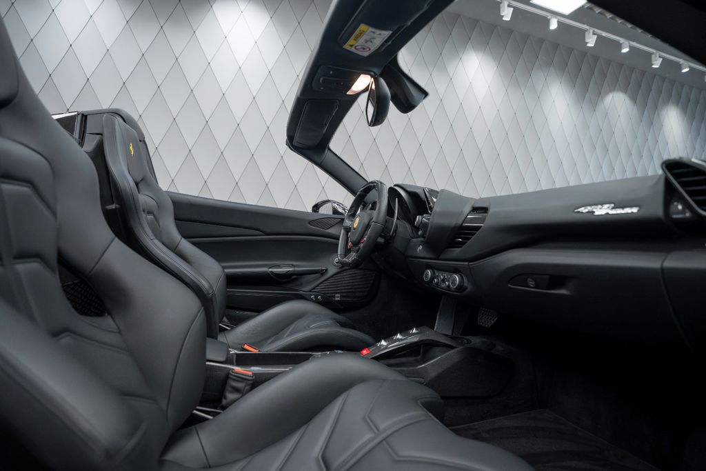 488 Spider BLACK BLACK FULL CARBON - Bild 15